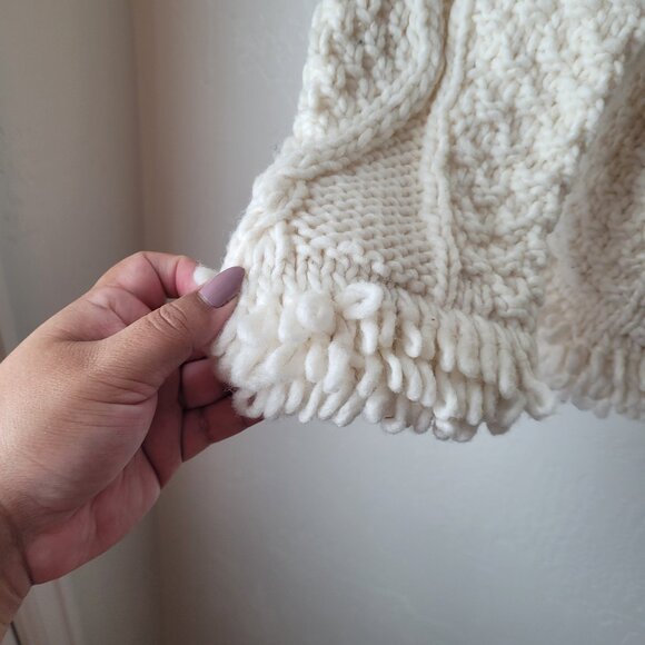 Wara Arts 100% Wool Crochet Knit Sweater - Picture 2 of 8